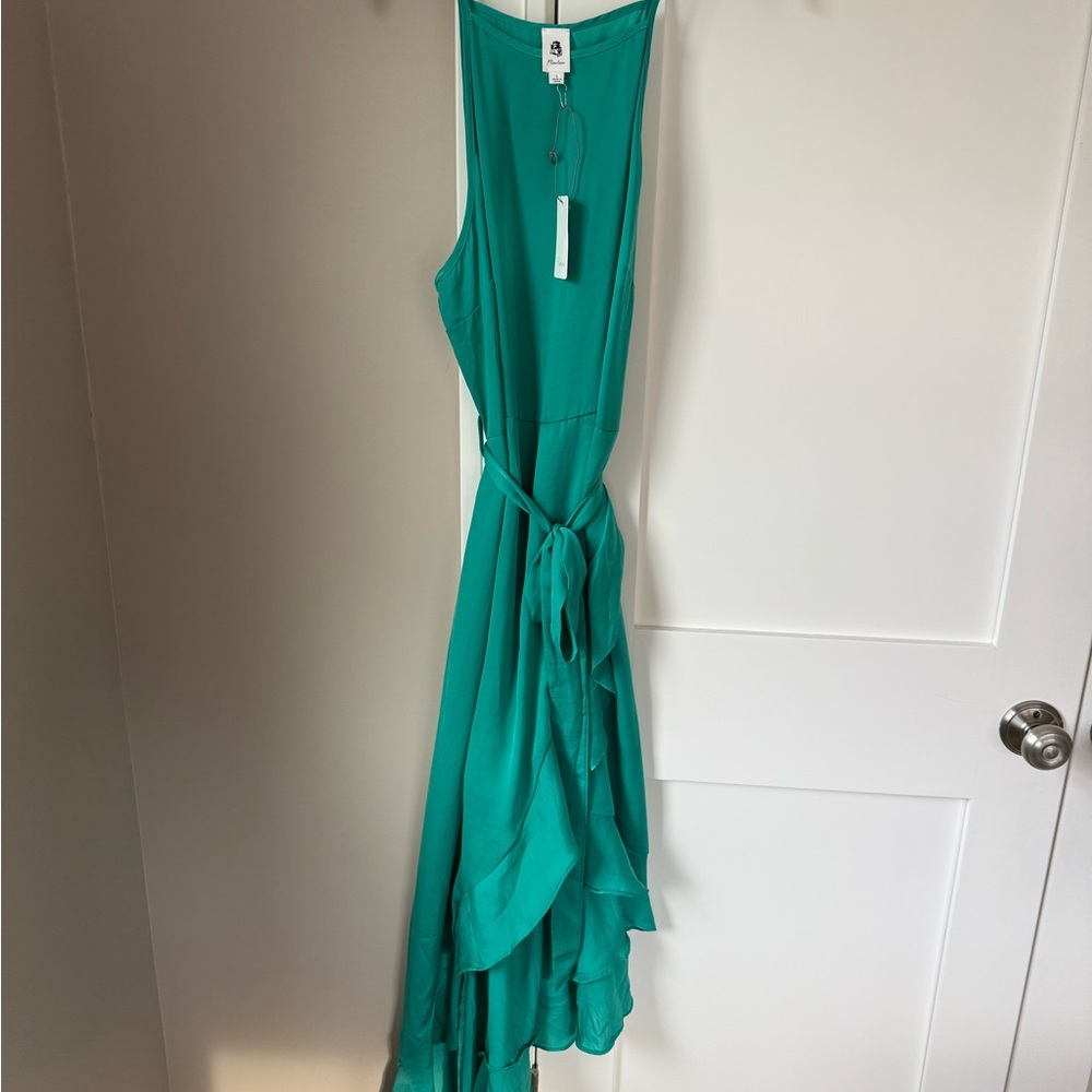 LAWLESS Asymmetrical Green Dress